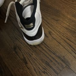 Jordan 11