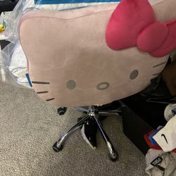 Hello Kitty Desk Chair