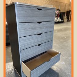 5 drawers dresser / Five drawers dresser / Cajonera / Comoda