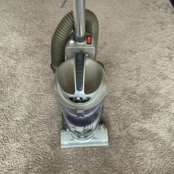 Shark Navigator DLX Vacuum 