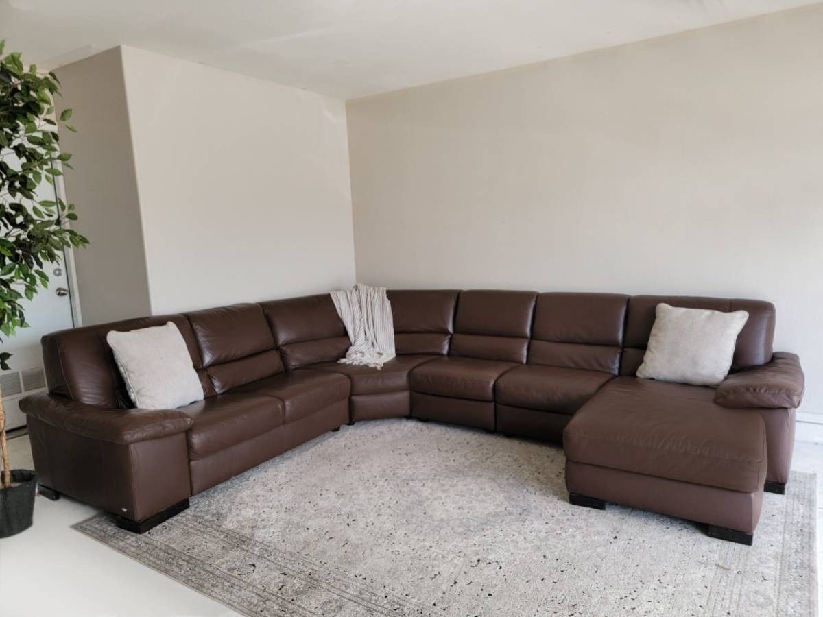 Italsofa leather sectional outlet
