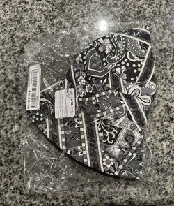 Bucket hats and baseball caps