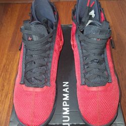 Brand New Size 9.5 Jordan Proto Max 720