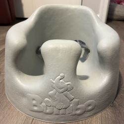 Bumbo Chair 