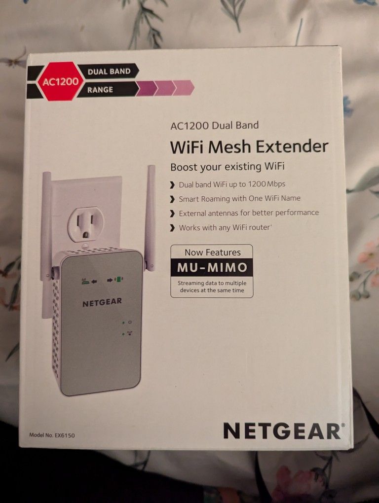NETGEAR Brand New WiFi Extender