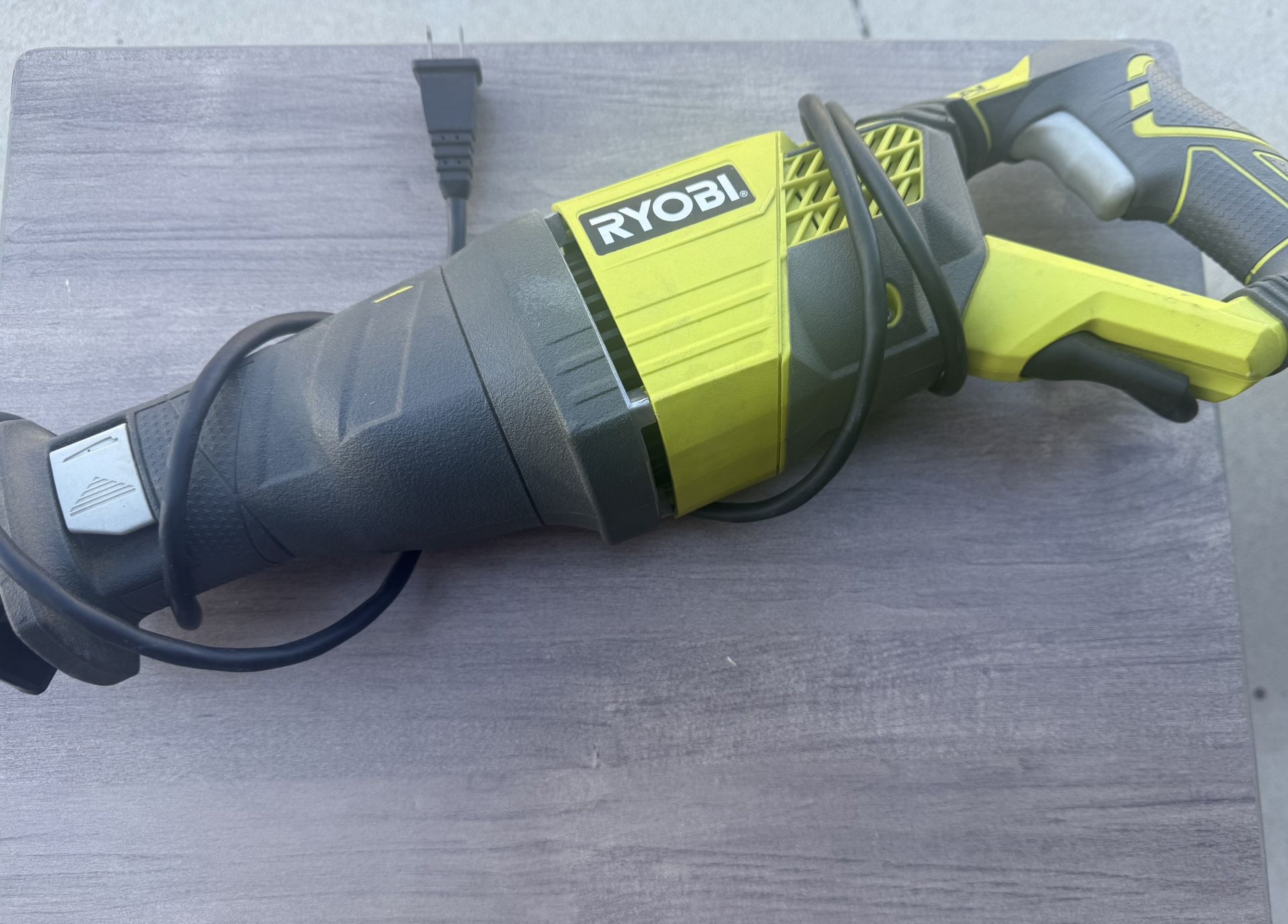 RYOBI 