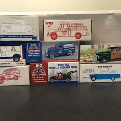 1:25 Scale Diecast Metal Coin Bank Vehicles. All New Unopened. Great Christmas Gifts!