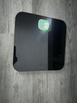 Fitbit Aria 2 Scale for Sale in Indianapolis, IN - OfferUp