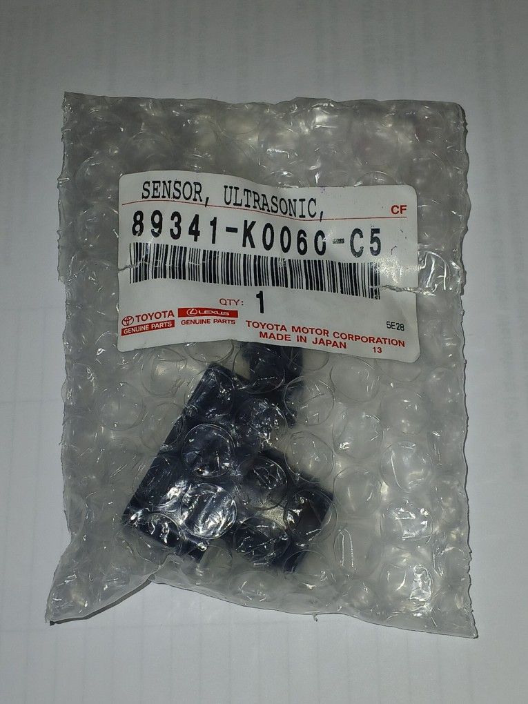 Toyota OEM SENSOR ULTRASONIC 89341-K0060-C5