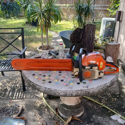 Stihl 25" Chainsaw 
