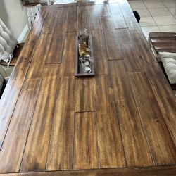 Gorgeous Solid Wood Dining Room Table 