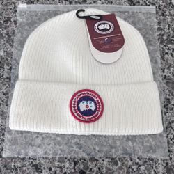 Canada Goose Beanie White