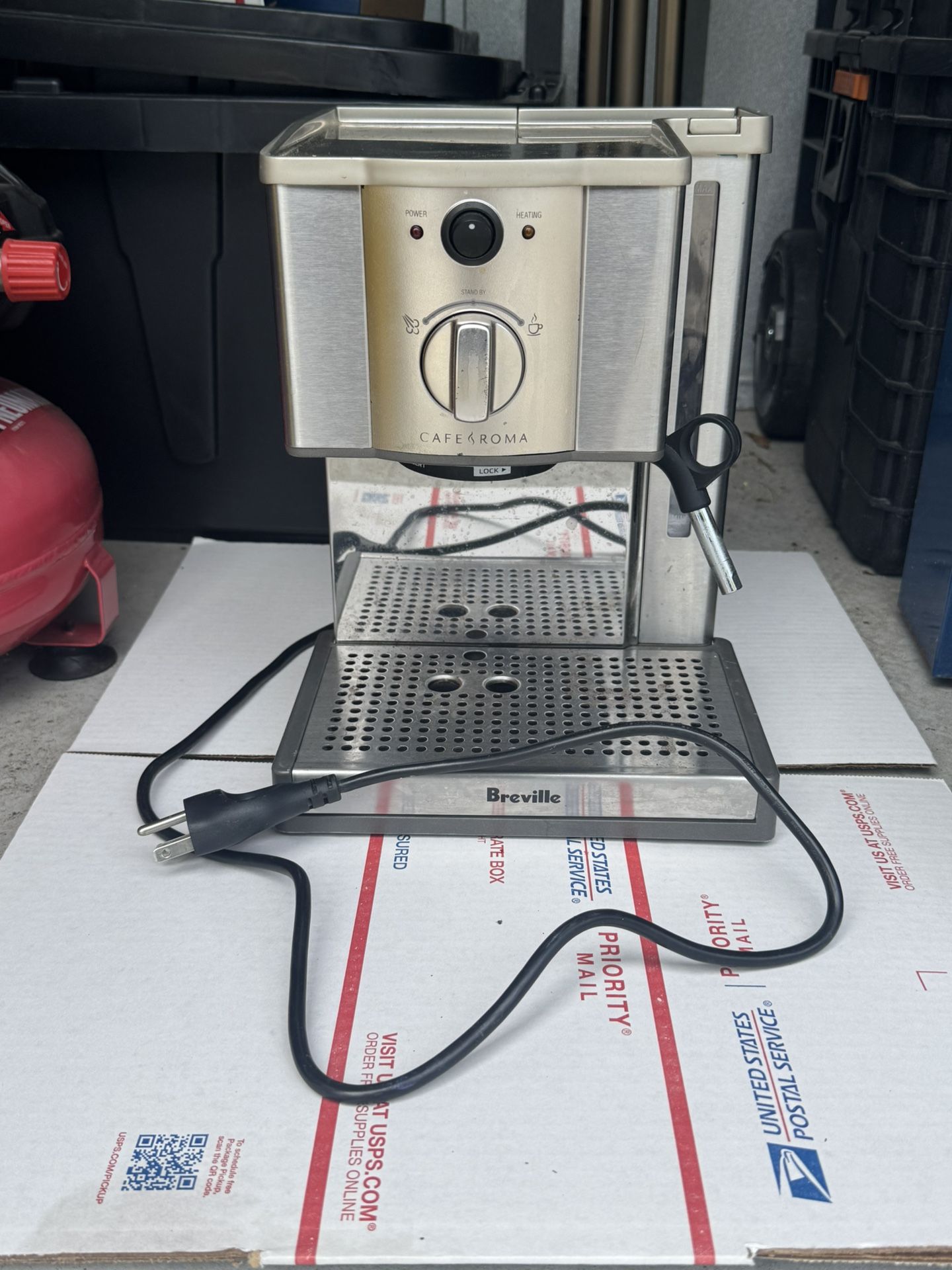Breville ESP8XL Cafe Roma Stainless Espresso Maker 9x9x12 Silver Used