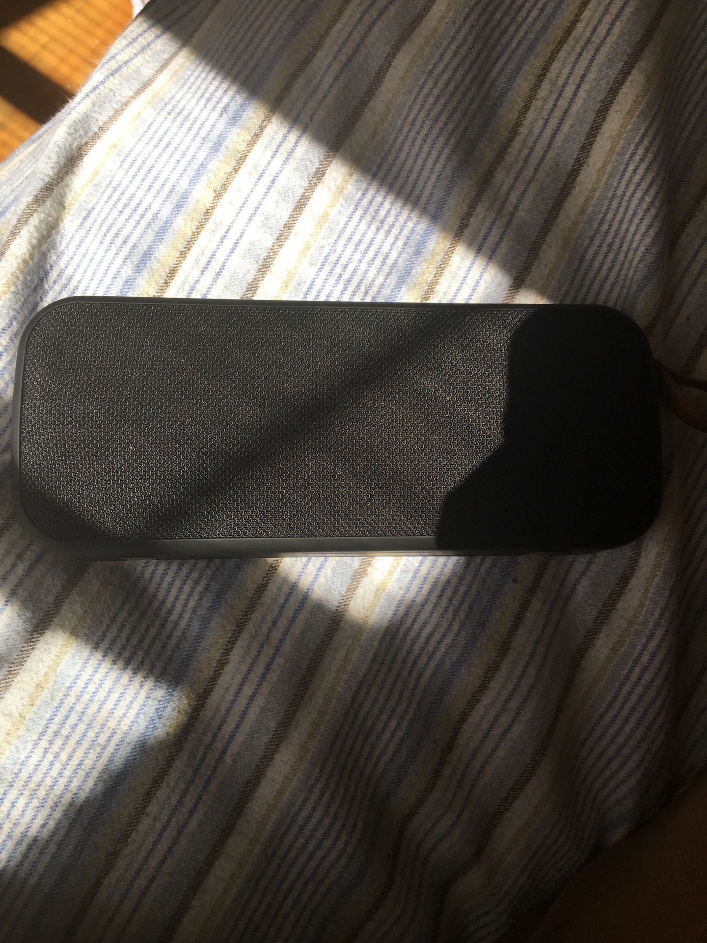 MERKURY Bluetooth speaker