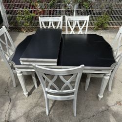 Kitchen Table And 5 Chairs