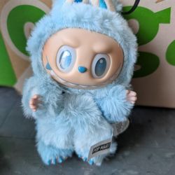 Labubus Big Into Energy Hope