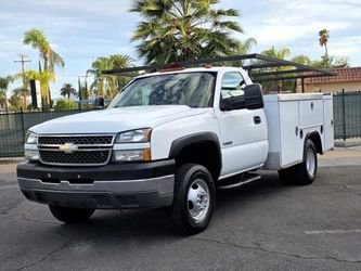 2005 Chevrolet Silverado 3500 Regular Cab & Chassis