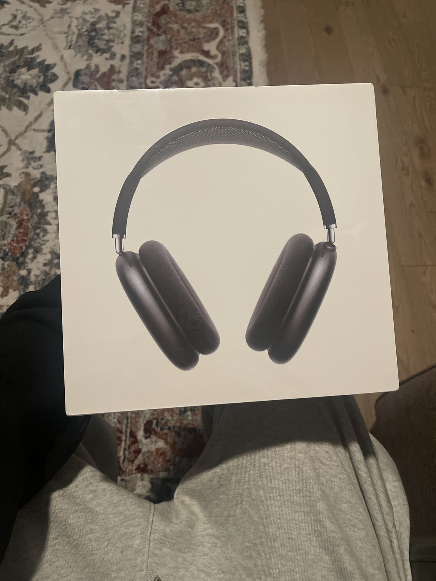 Airpod maxes 