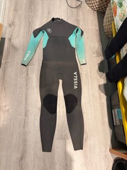 Vissla size 16 wetsuit children’s