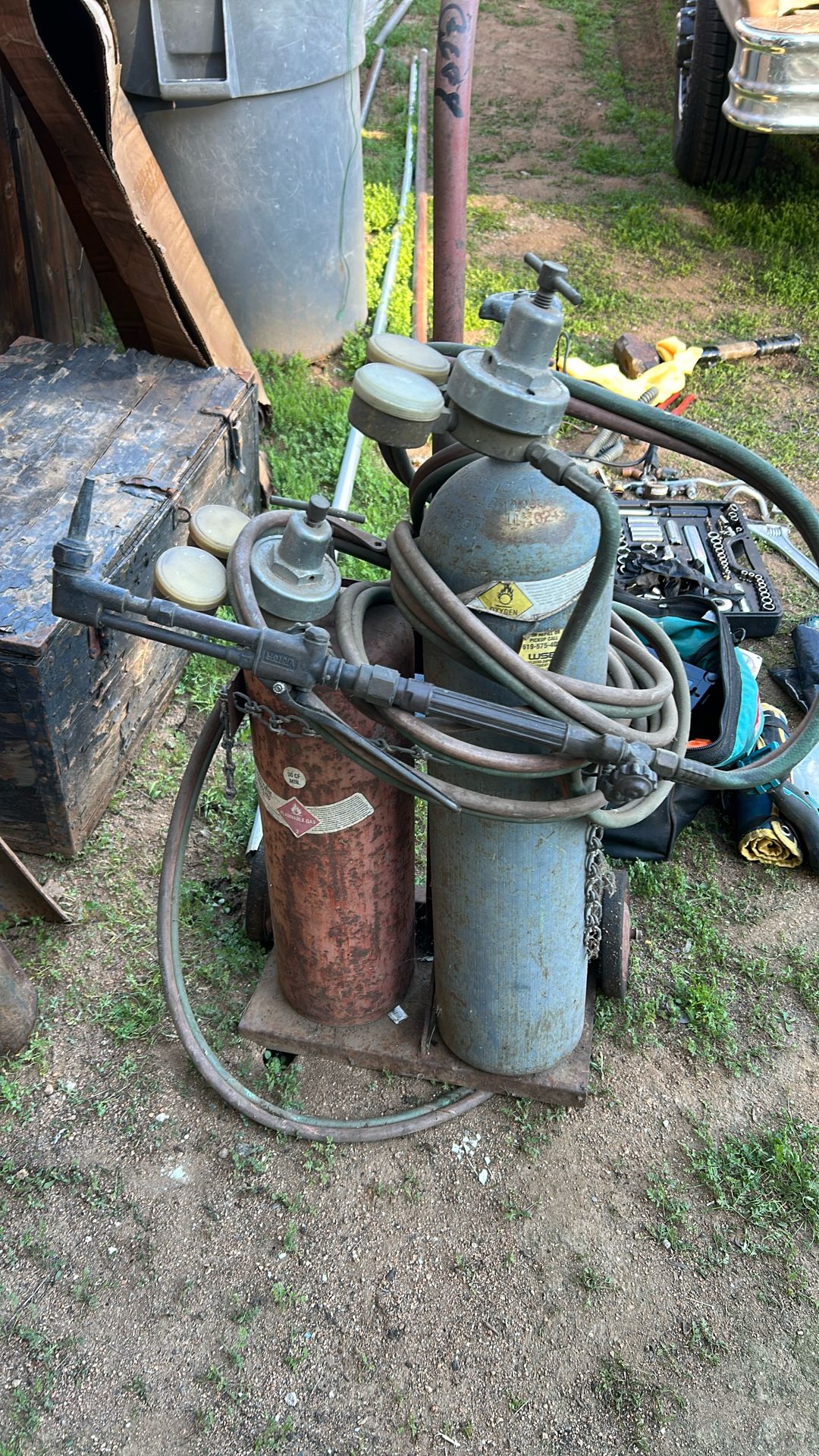 Cutting torch and tanks