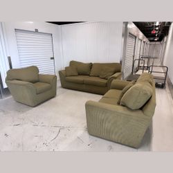Comfy Olive Green Sofa Set 