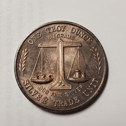 EAGLE & AMERICAN FLAG VINTAGE 1 ONE TROY OUNCE .999 SILVER ROUND MEDALLION