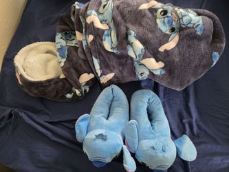 Stitch Hooded Poncho and Slippers