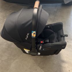 Nuna Urbn Car Seat