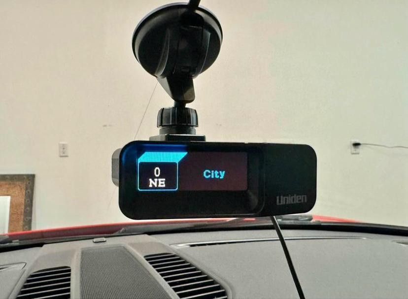 Uniden R7 Radar Detector