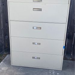 File Cabinet. Great condition.  Reduced. $50