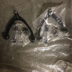 2007-2015 GMC Sierra 1500 - Control Arm Kit - Upper - Replacement