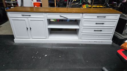 Buffet cabinet