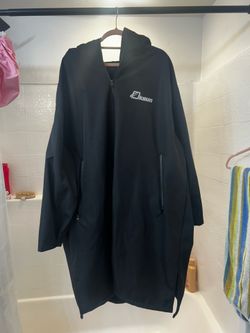 OKSWIM Swim Parka Jacket 🖤🌧️🏊