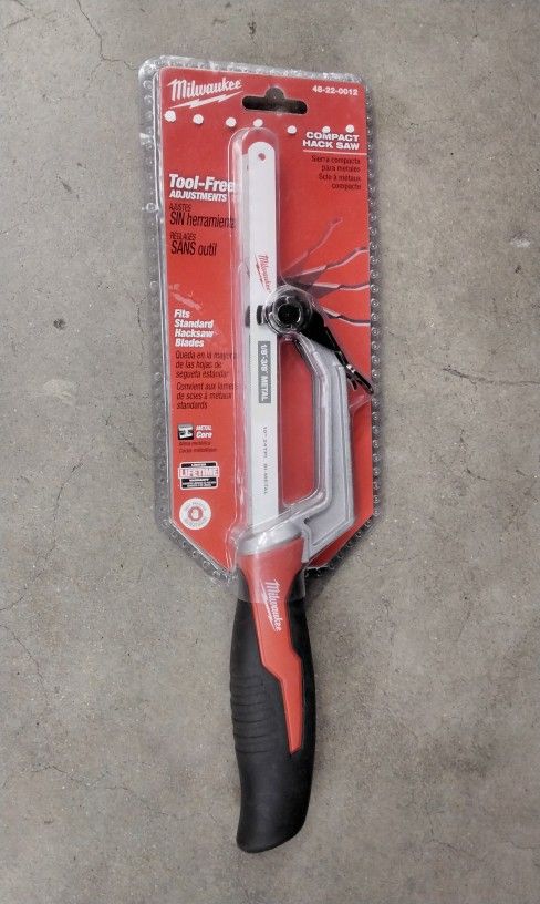 MILWAUKEE Compact Hack Saw