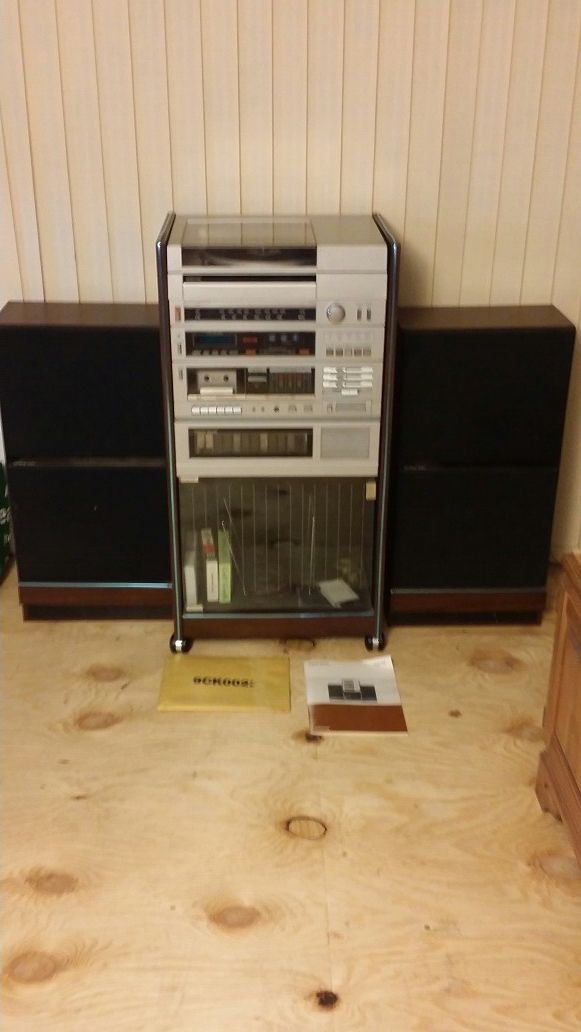 Like New Vintage Stereo System