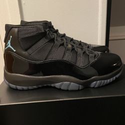 Jordan 11 Retro Gamma Blue  9.5