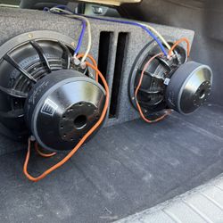 2 12” Skar ELV-12 D4 Subwoofer 
