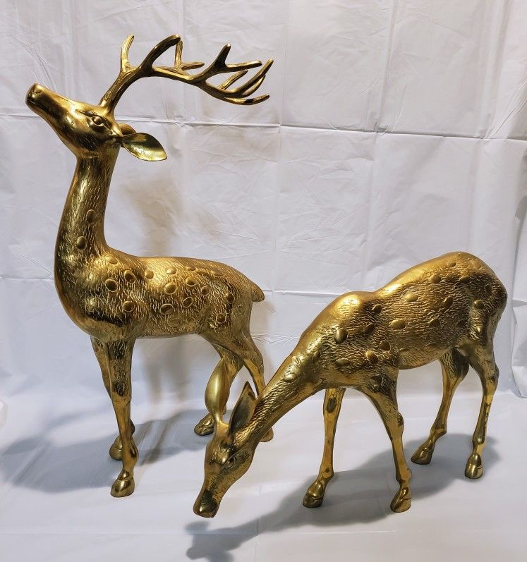 Beautiful Large MCM Brass Buck & Doe! (Buck 27" Doe 13")