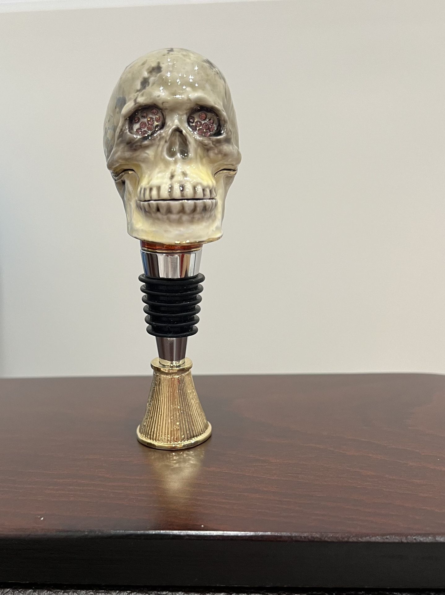 SKULL WINE STOPPER / JEWELRY BOX