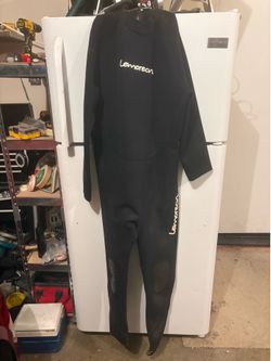 Lemorecn Mens full Wetsuit with long sleeves. Black Men's 4XL