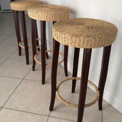 3 Bars stools : Solid Wood 