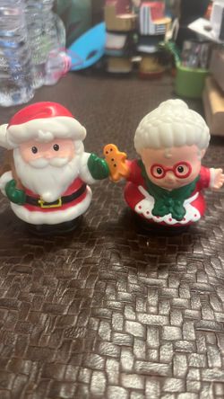 Fisher-Price Little People Santa Claus & Mrs. Claus Figures