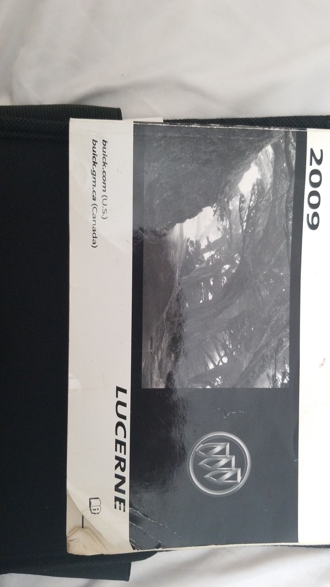 09 Buick Lucerne Owners Manual