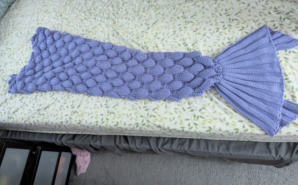 Mermaid Tail Knit