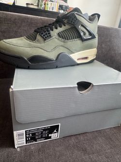Jordan 4 retro undefeated size 9.5