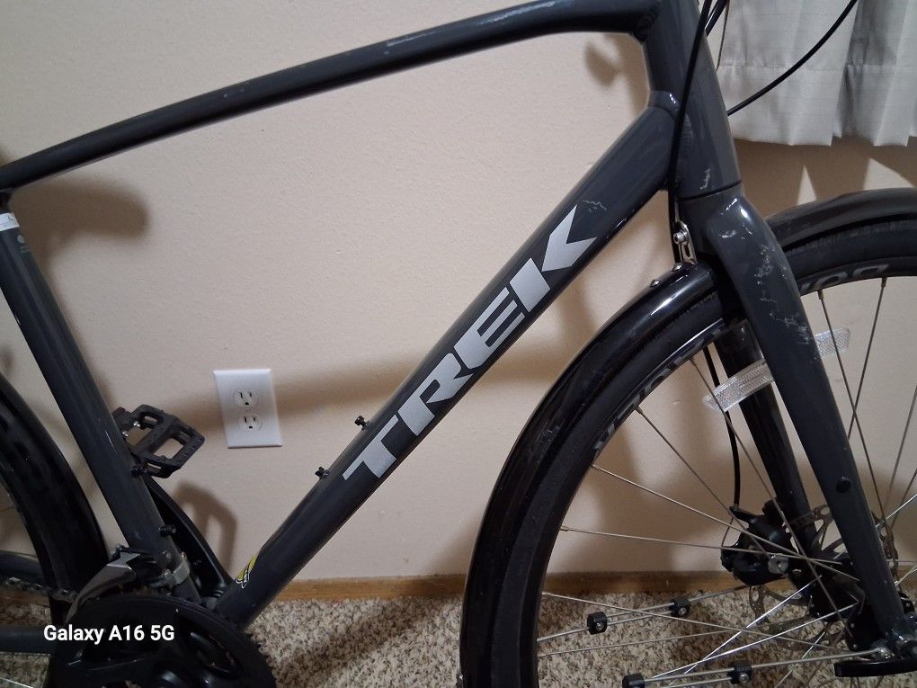 Trek FX1 Road Bike Large 20"