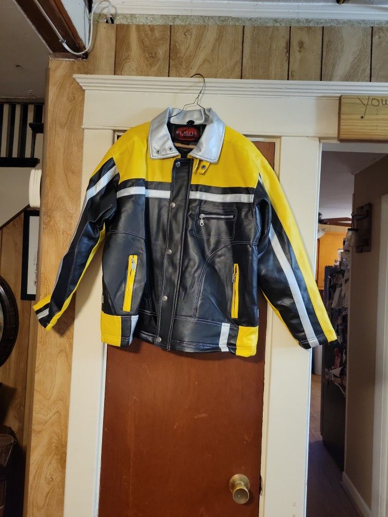 By Style Collection Coat