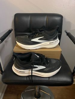 Brooks Glycerin 23/ GTS size 9 Men’s $95