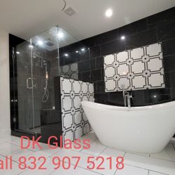 Shower Glass Door.  Puertas De Vidrio. Frameless 