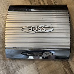 Boss Amp. 2ch 1200 Watts